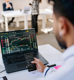 Hubspot email images 244x262px